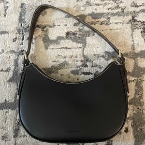 Dooney & Bourke Black smooth leather shoulder bag